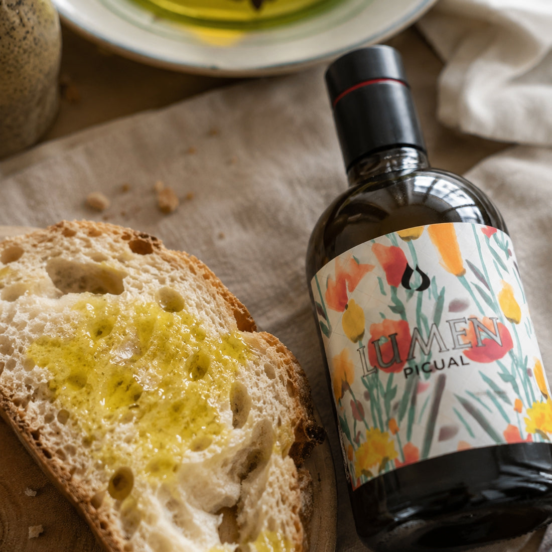 Llagrimes del Canigo Lumen Picual Extra Virgin Olive Oil 16.9 fl