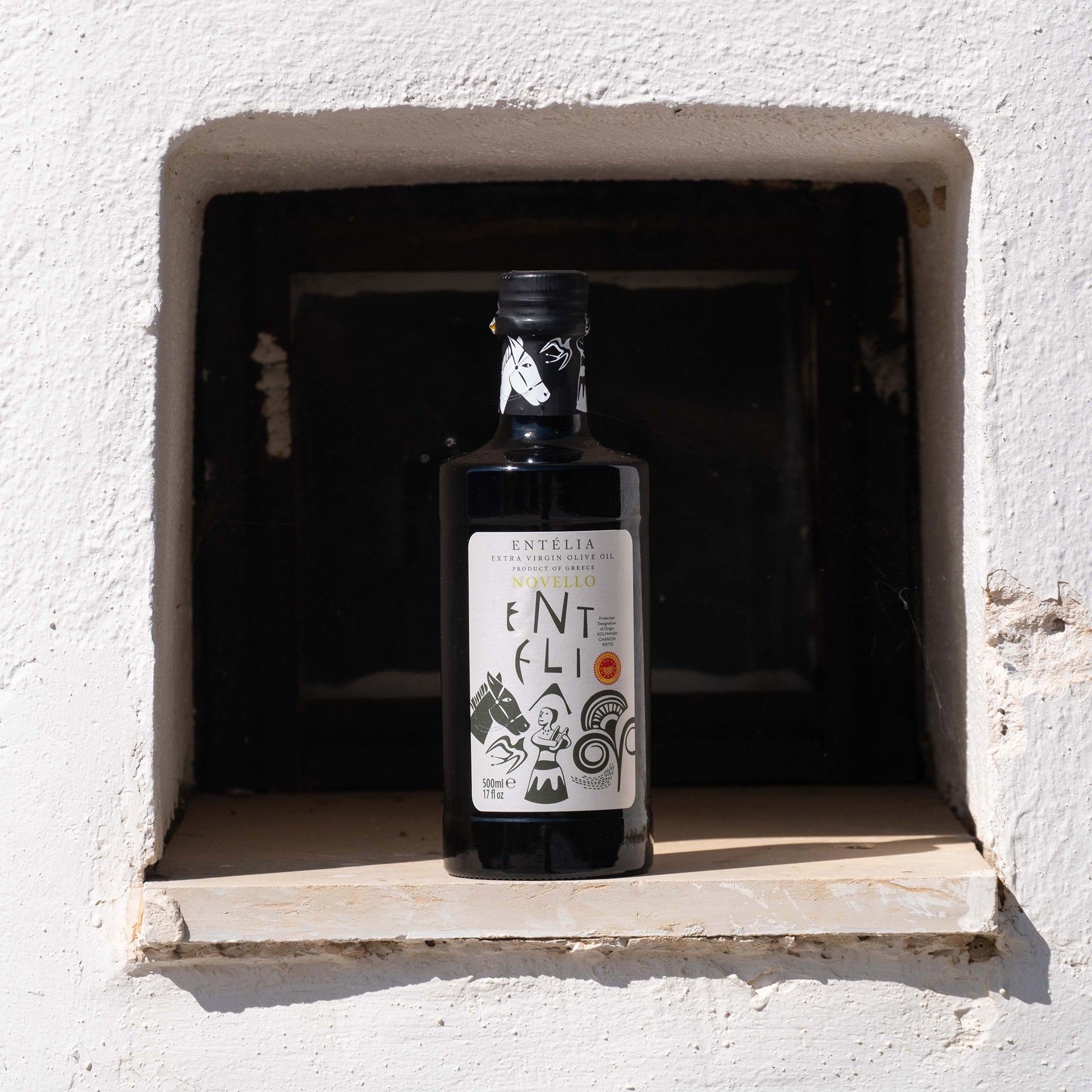 Entelia Novello Extra Virgin Olive Oil 16.9 fl oz (500 ml)
