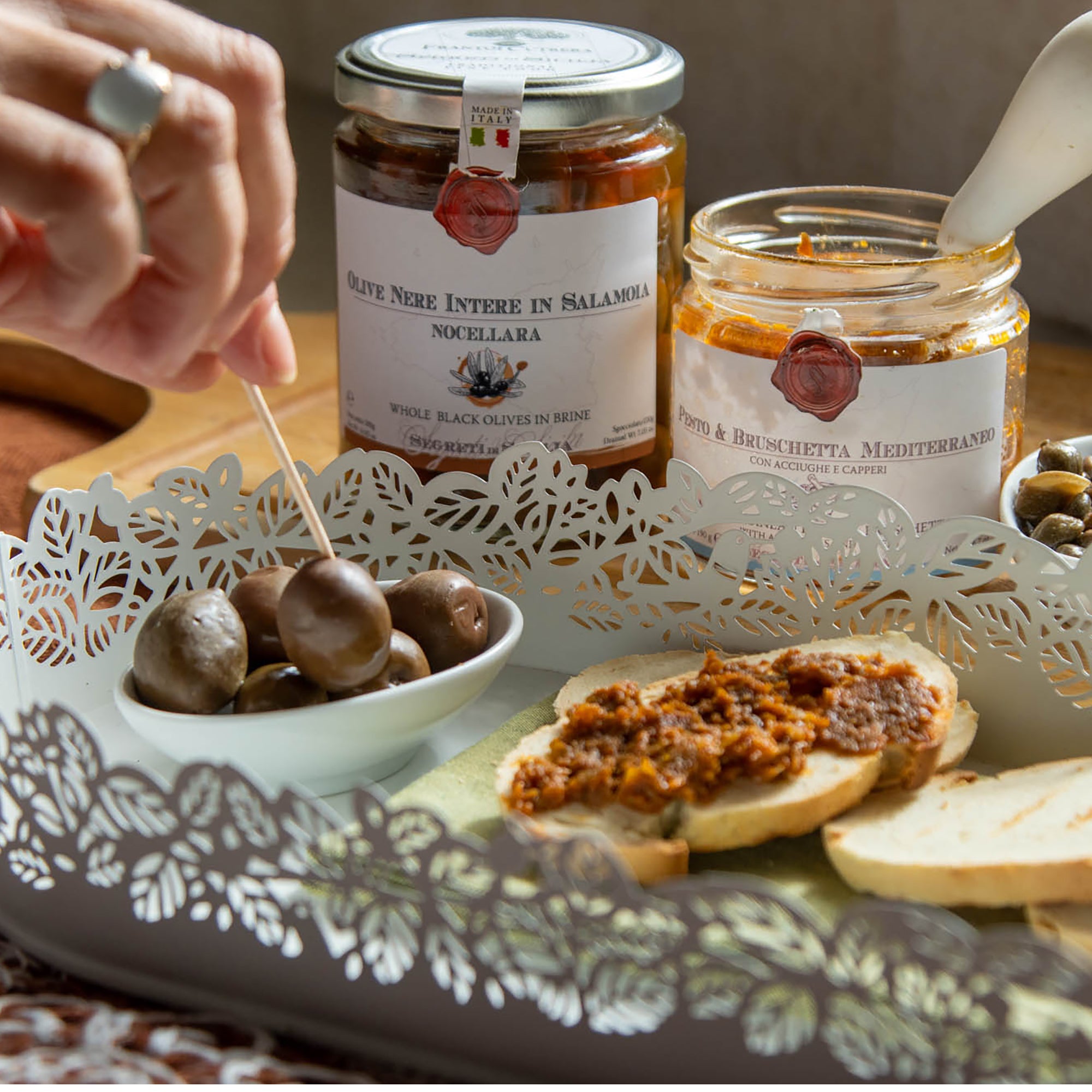 Frantoi Cutrera Black Nocellara del Belice Olives in Brine